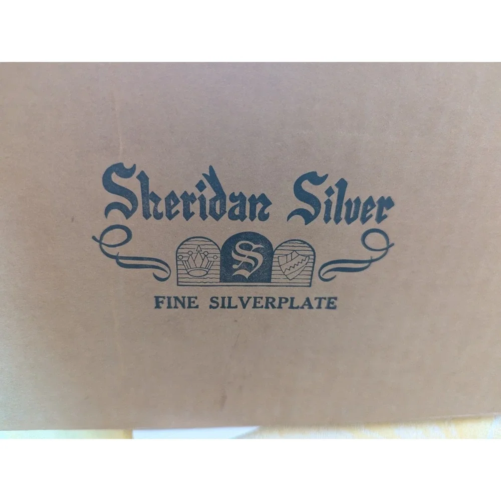 Sheridan Silverplate 1.5 Qt Round‎ Covered Casserole & Glass Liner #260 NIB